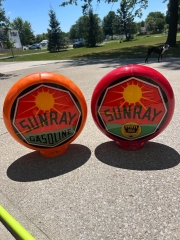 Excellent pair of Sunray Gas Globes One or the Pair!
