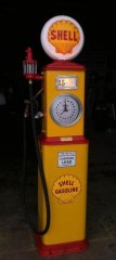 Nice Restored Bennett 150 Clockface Gas Pump