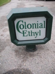 Very Rare Colonial Octagon Metal Frame Gas Globe