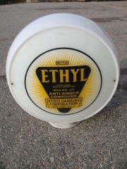 Rare "Ethyl EGC Logo" Glass Gas Globe
