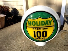 Very Rare Holiday 100 Premium Gas Globe