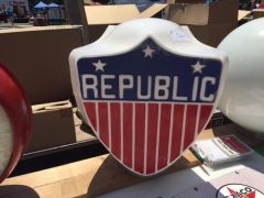 Rare Republic Three Sided Cast One Piece Gas Globe