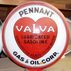 Very Rare Pennant Gas Globe